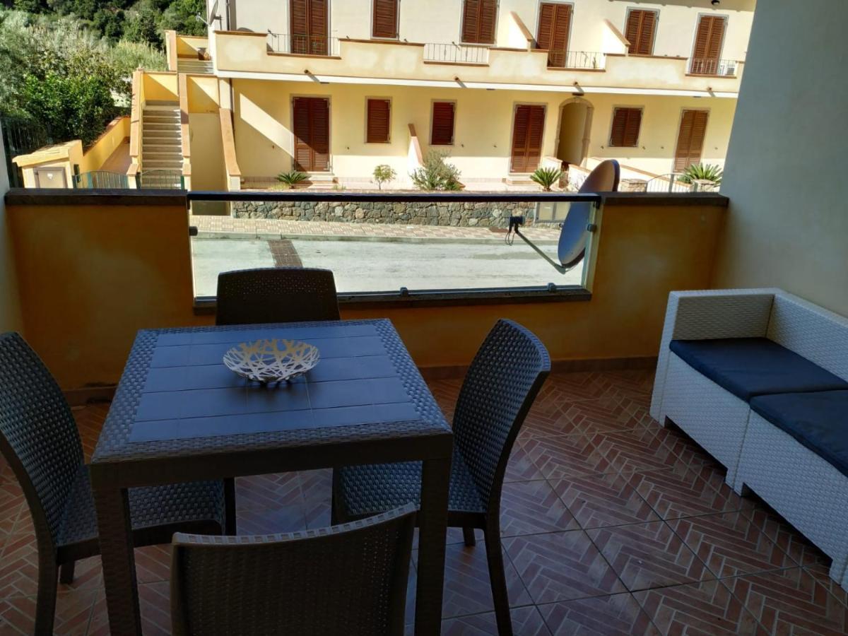 La Caletta Di Dany Apartment Castelsardo Bagian luar foto